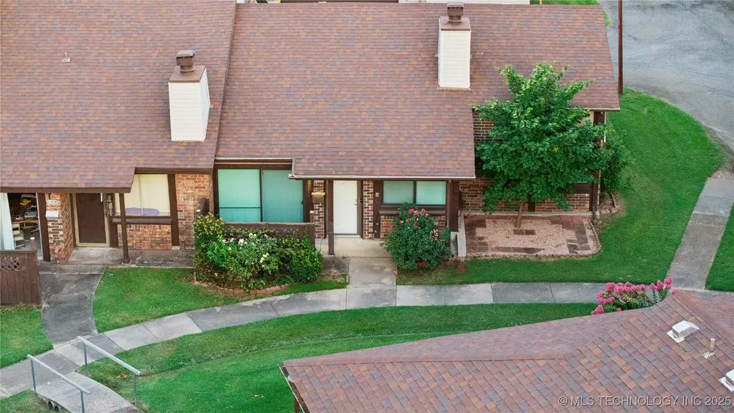 11030 E 11th PL #4A, Tulsa, OK 74128
