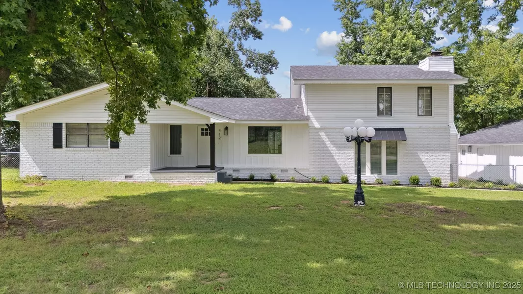 412 W Roger ST, Oilton, OK 74052