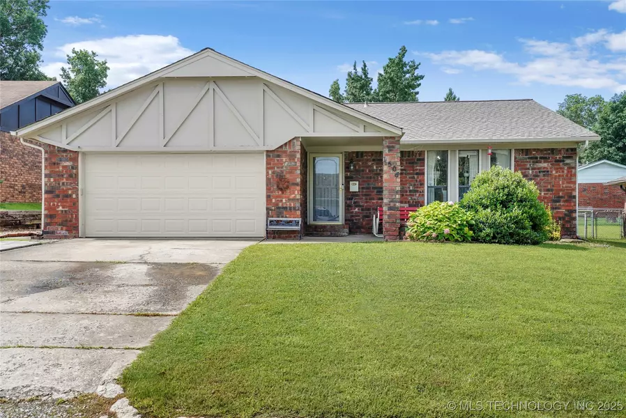 1508 Melissa CIR, Sapulpa, OK 74066