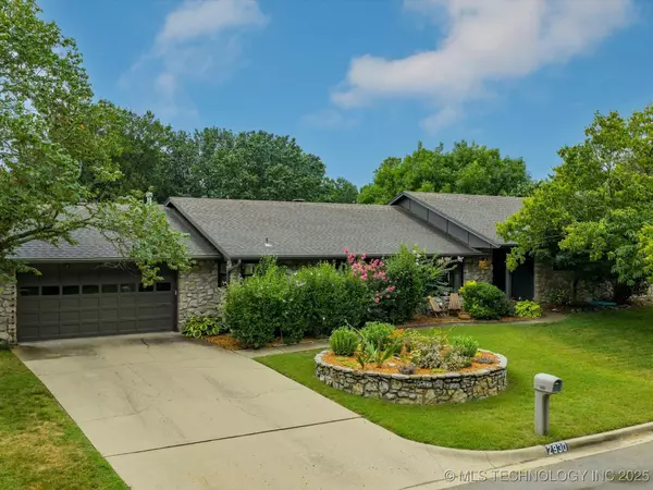 2930 W Cambridge CT, Bartlesville, OK 74006