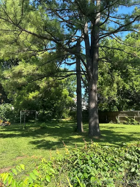 N Dunlap ST, Cleveland, OK 74020