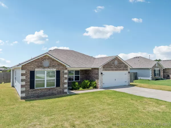 Owasso, OK 74055,10016 E 110th ST