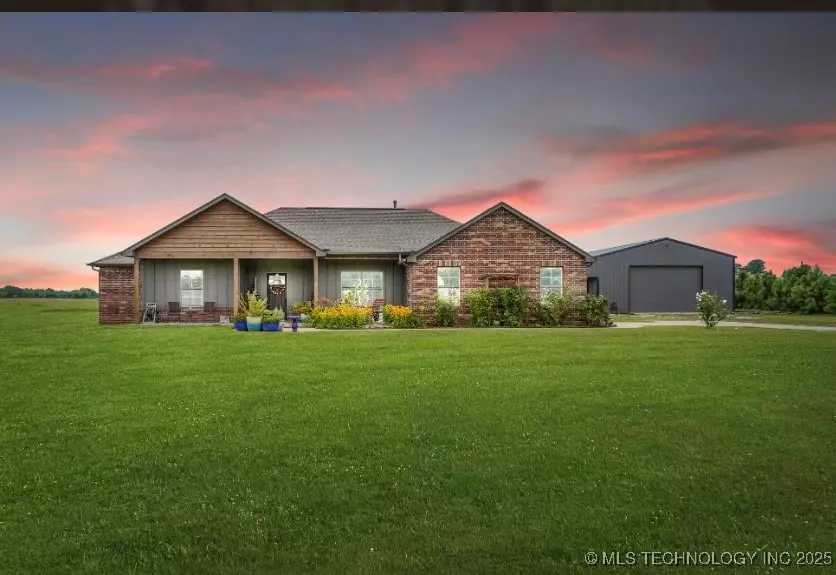 31008 E 101st ST S, Coweta, OK 74429