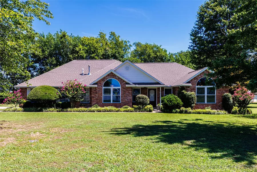 17202 Stonehedge CT, Claremore, OK 74017