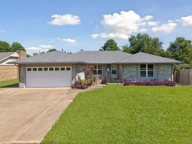 10745 E 29th ST, Tulsa, OK 74129