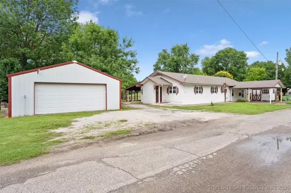 Grove, OK 74344,25041 S 603 RD