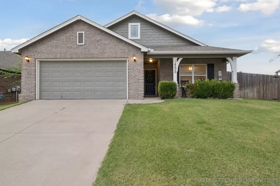 14602 E 114th ST N, Owasso, OK 74055