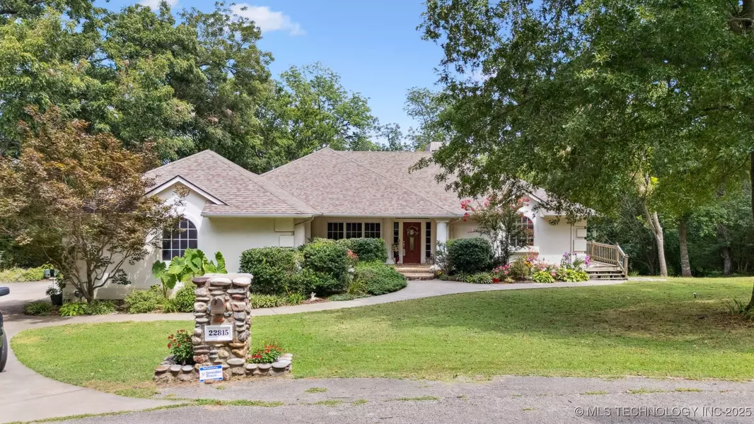 22815 Woodridge DR, Claremore, OK 74019
