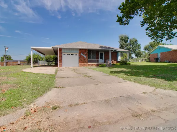 Stroud, OK 74079,1015 Circle DR