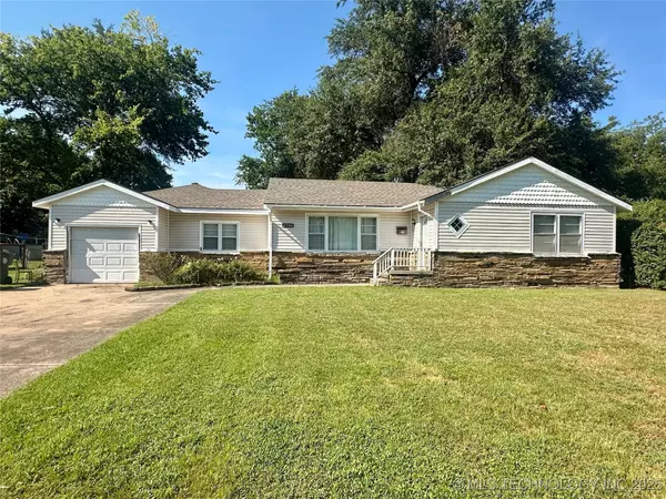 2506 Elmira ST, Muskogee, OK 74403