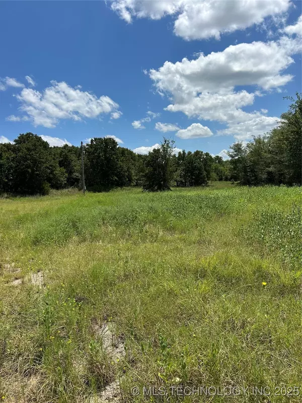 Wilson, OK 73463,Crest