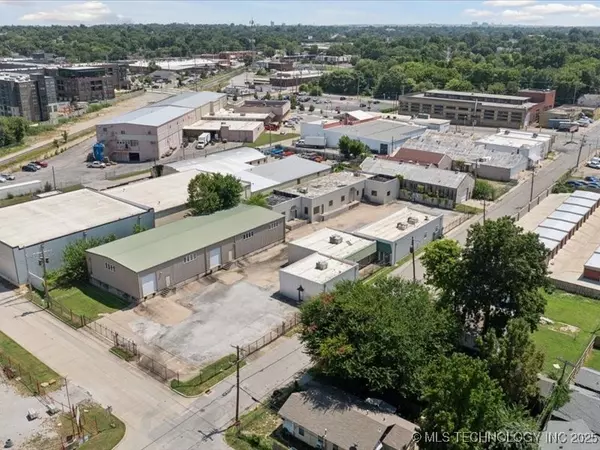 Tulsa, OK 74104,807 S Xanthus PL