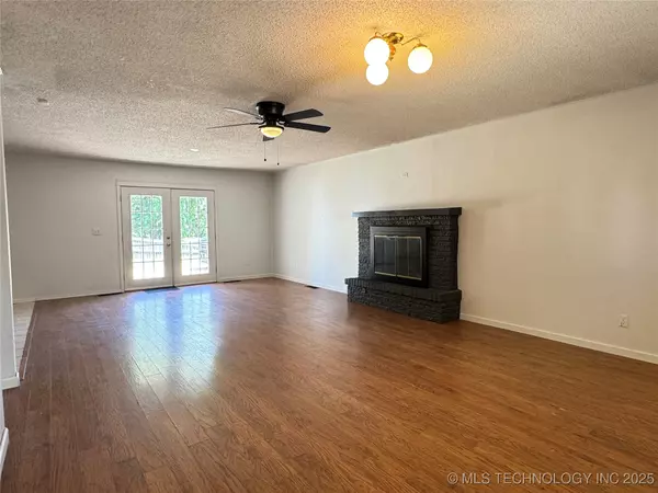 Drumright, OK 74030,600 N Bristow AVE