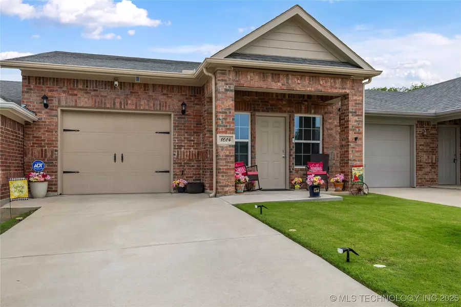 1614 Shenandoah RDG, Ardmore, OK 73401