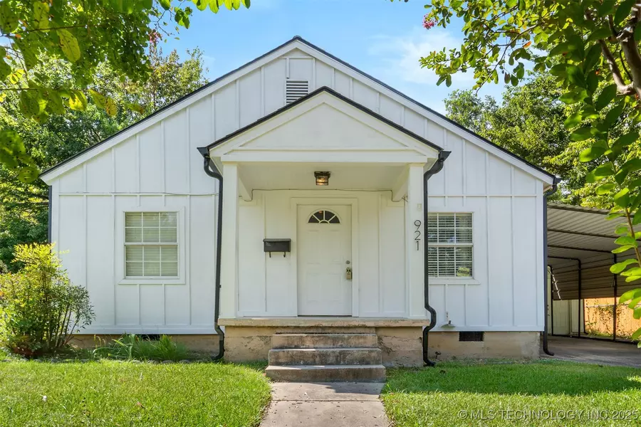 921 N 6th, Durant, OK 74701