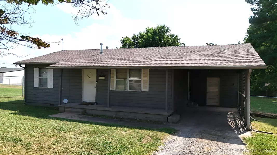 734 E Normal ST, Tahlequah, OK 74464