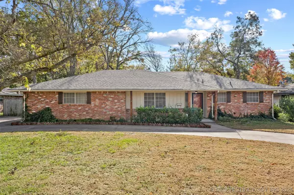 Bartlesville, OK 74006,2613 Oakdale DR