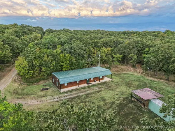 103163 N 3820 RD,  Okemah,  OK 74859