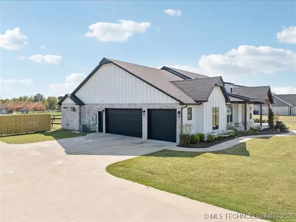 Coweta, OK 74429,29452 E 104th ST S