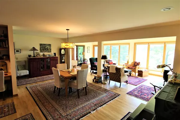 Mercer, WI 54547,5061N BEACHWAY DR