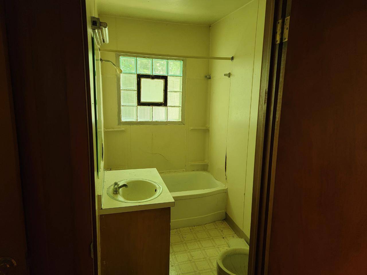 Laona, WI 54541,5107 W SILVER LAKE RD