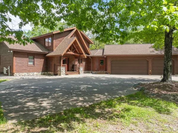 7670 EMERSON RD, Lake Tomahawk, WI 54539