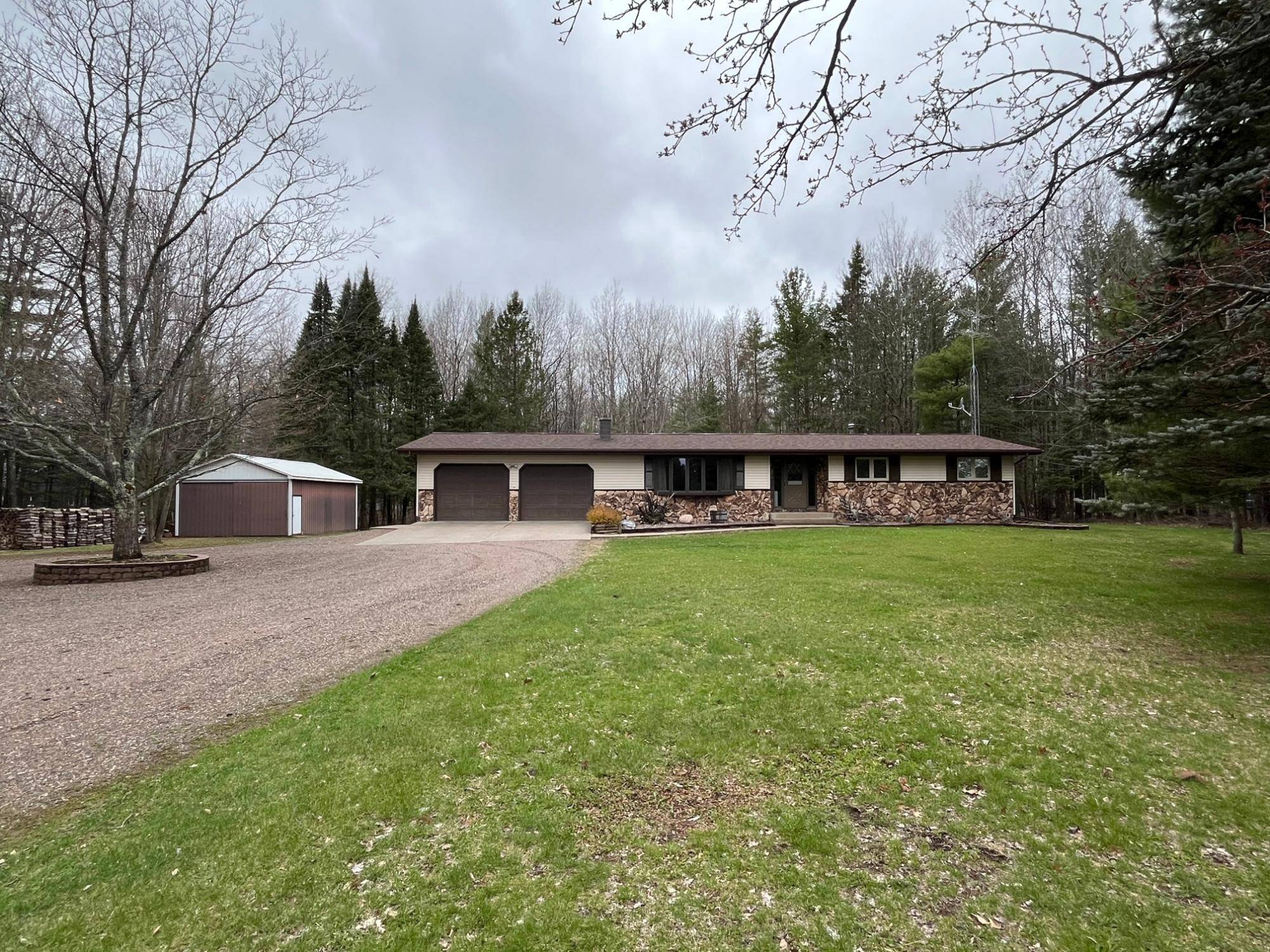N9419 SOLBERG LAKE RD E, Phillips, WI 54555