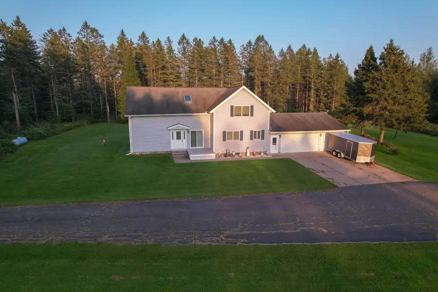 82567 CREAMERY RD, Butternut, WI 54514