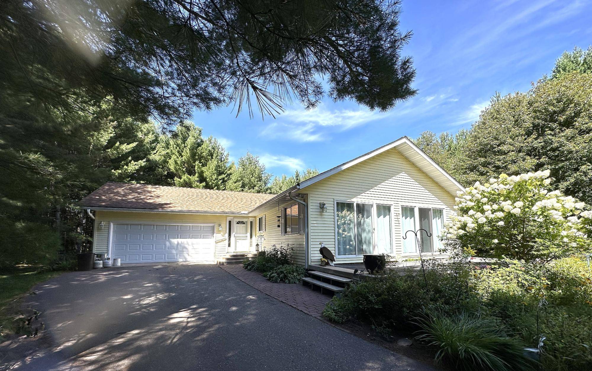 4994 CTH G, Eagle River, WI 54521