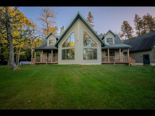 14222 CIRCLE LILY RD E, Manitowish Waters, WI 54545