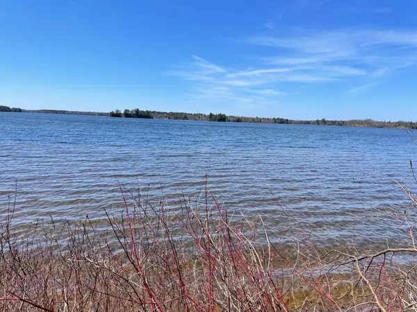 13616 HUTTONS TR, Lac Du Flambeau, WI 54538