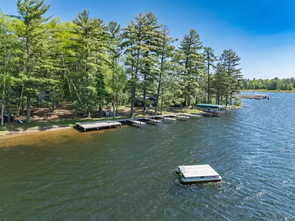 7952 NARROWS RD, Minocqua, WI 54548