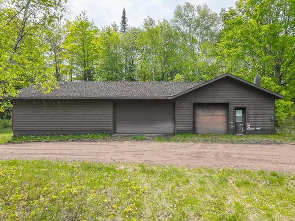 Mercer, WI 54534,8677N DAVIS RD