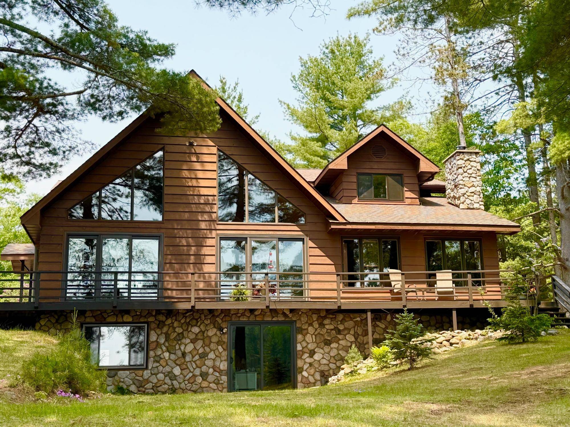 13427 RIVER RD, Manitowish Waters, WI 54545