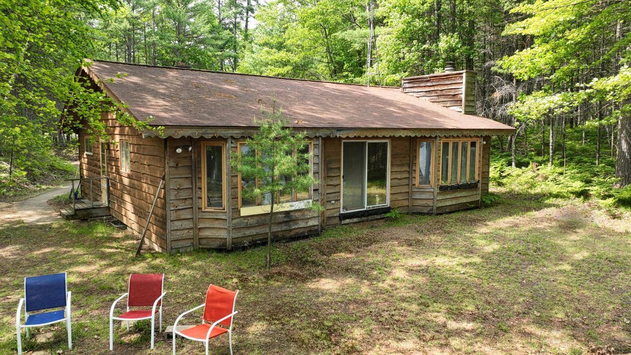 Hazelhurst, WI 54531,9450 TOBUREN RD