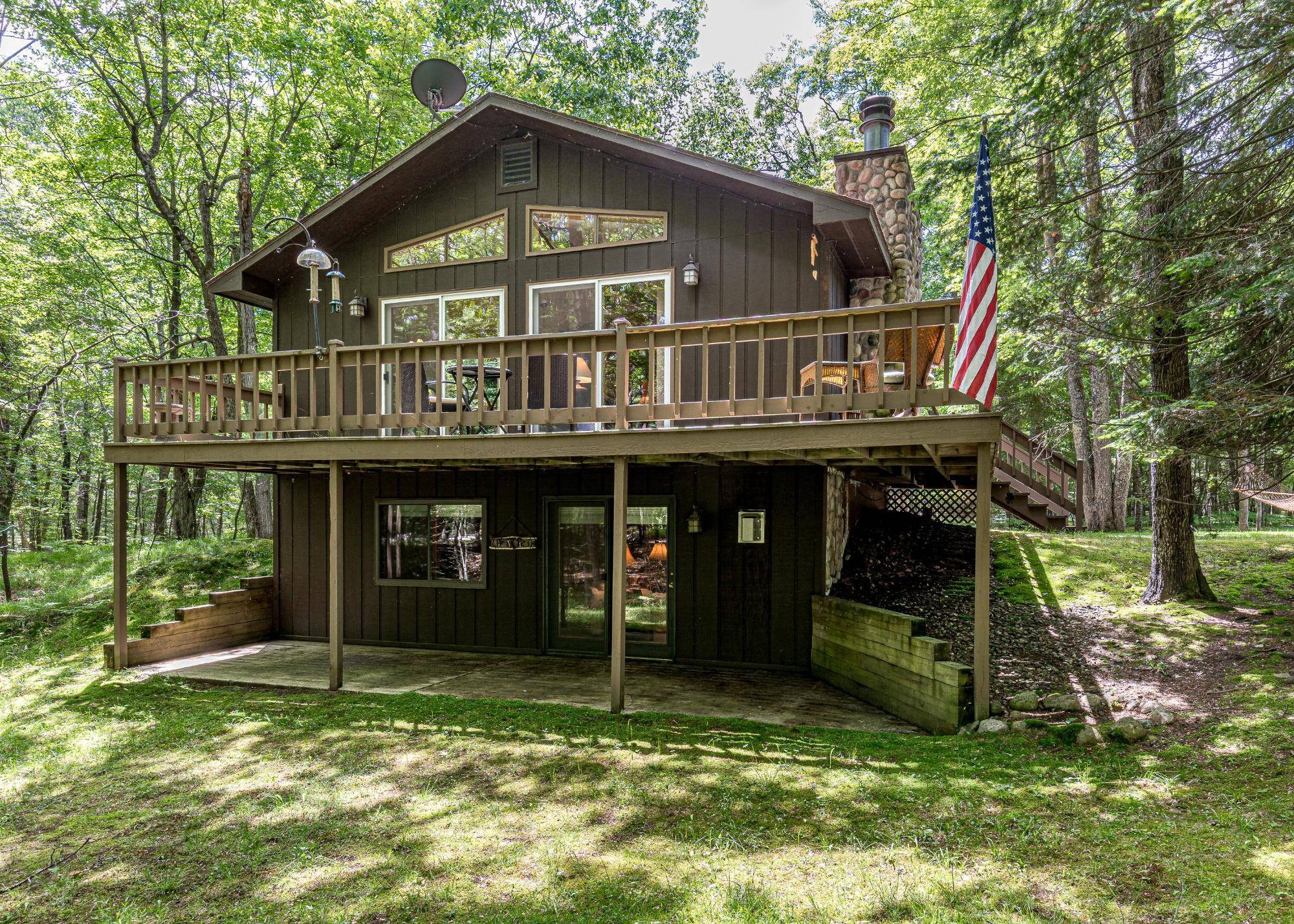 8710 NICKS DR, Woodruff, WI 54568