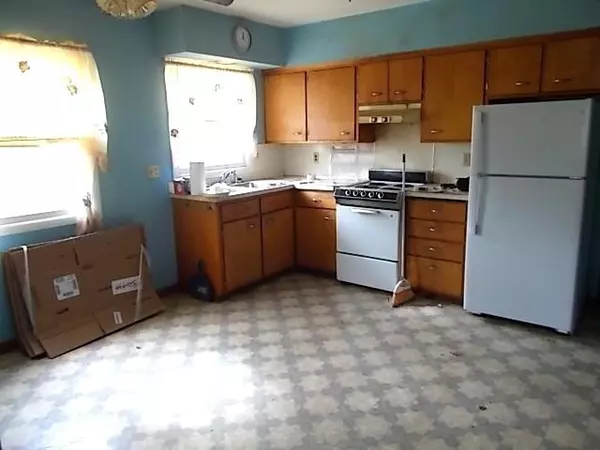 Merrill, WI 54452,704 SPRUCE ST