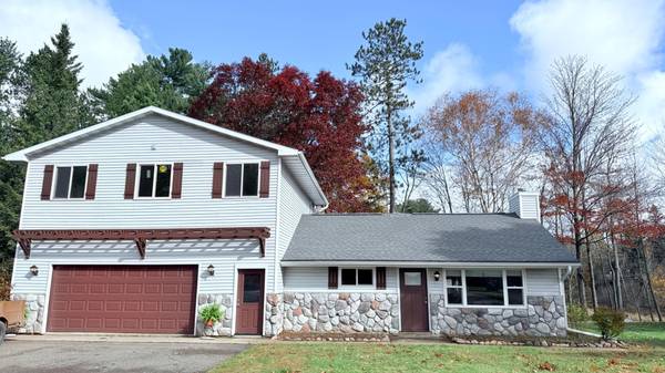 1441 KINGS RD E, Tomahawk, WI 54487