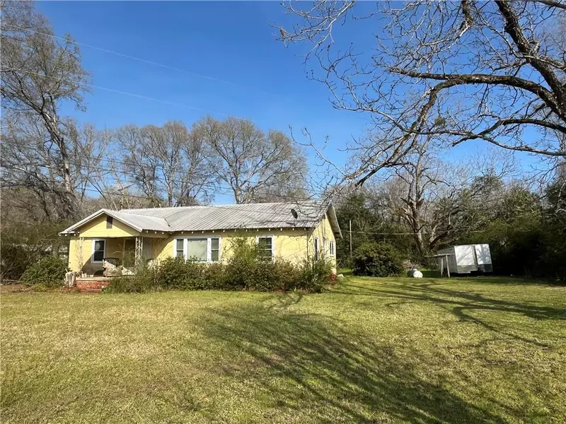 4129 Sandfort RD, Phenix City, AL 36869