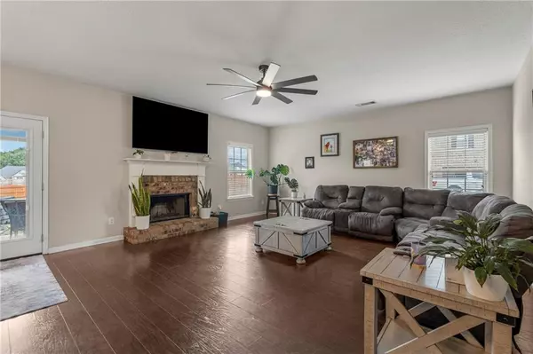 Fort Mitchell, AL 36856,52 Registry WAY