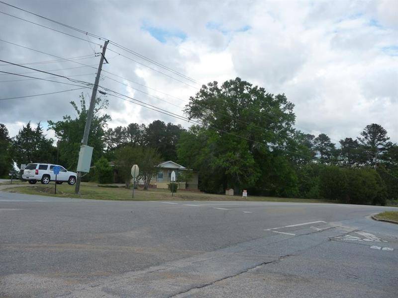 Phenix City, AL 36867,20 Lee Rd 307