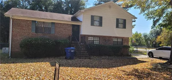 Anniston, AL 36206,6203 Cane Creek CIR