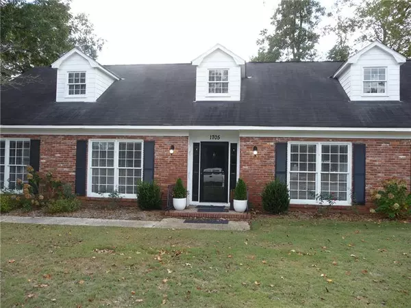 1705 Carriage DR,  Phenix City,  AL 36867