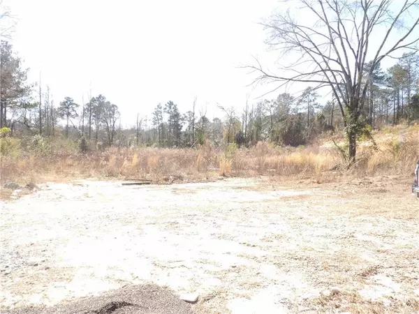 2815 Dobbs DR, Phenix City, AL 36870