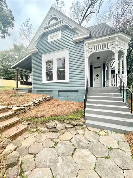 1010 Sandfort RD, Phenix City, AL 36867