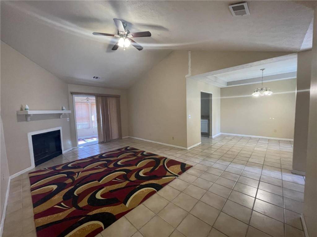 Phenix City, AL 36869,709 9th AVE S
