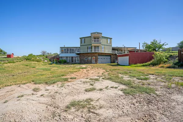 117 Lobo DR, Silverton, TX 79257