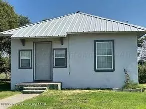 221 S Brandt ST, Spearman, TX 79081