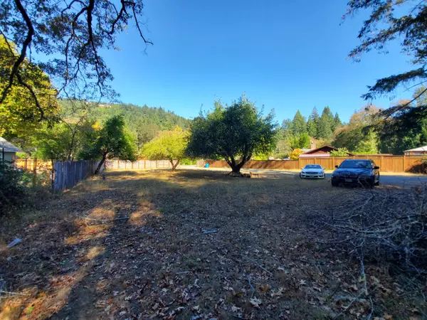 Garberville, CA 95542,43 Alice AVE