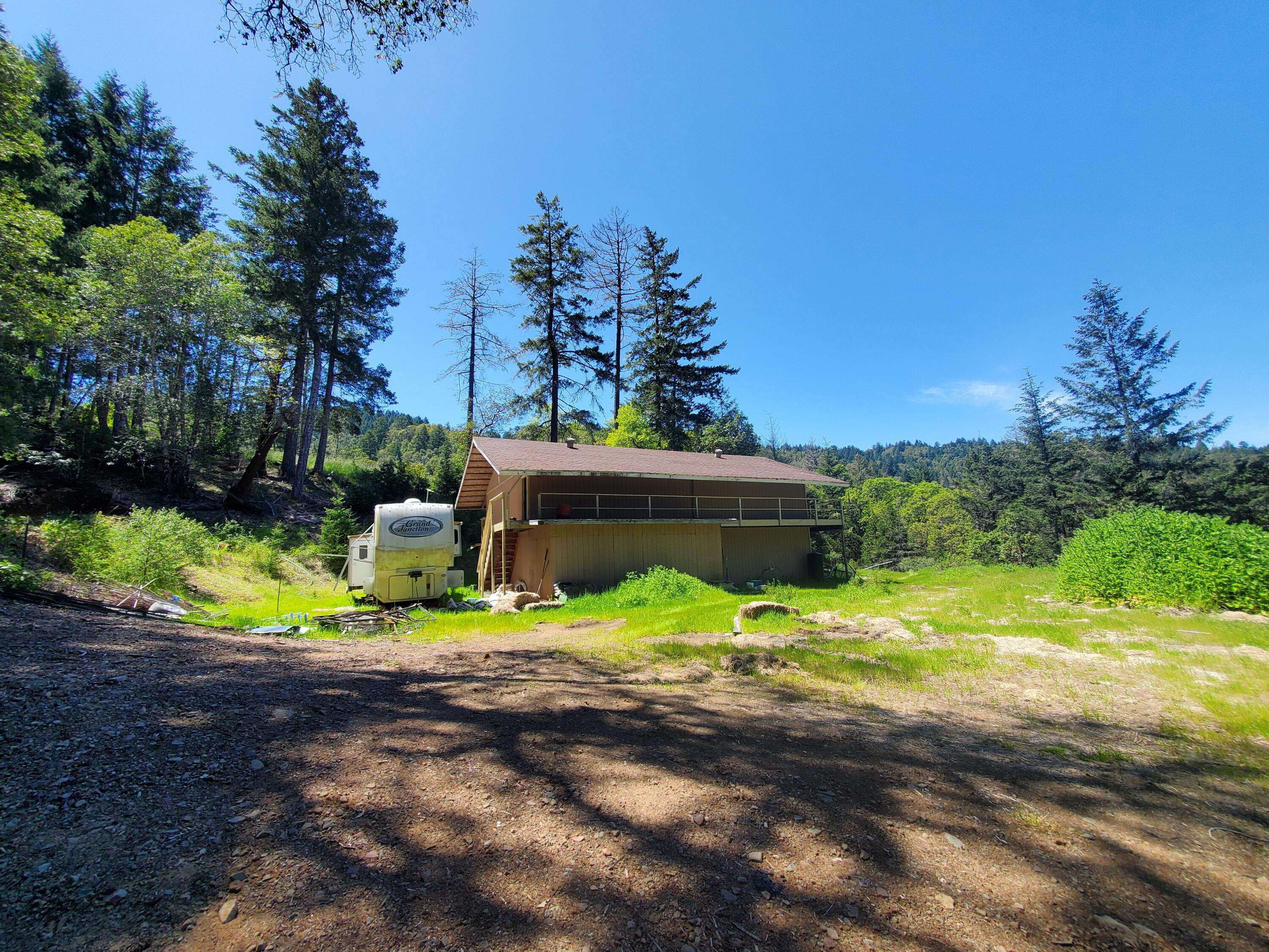 00 Dugans Mill RD, Harris, CA 95542